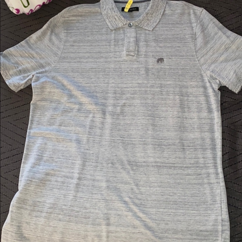 Banana Republic three button casual shirt